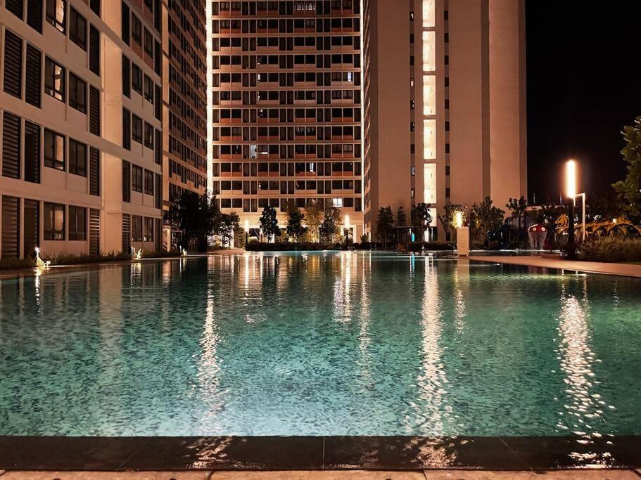 Horizon Suite Homestay, Klia By S&T Homez Sepang Exterior photo