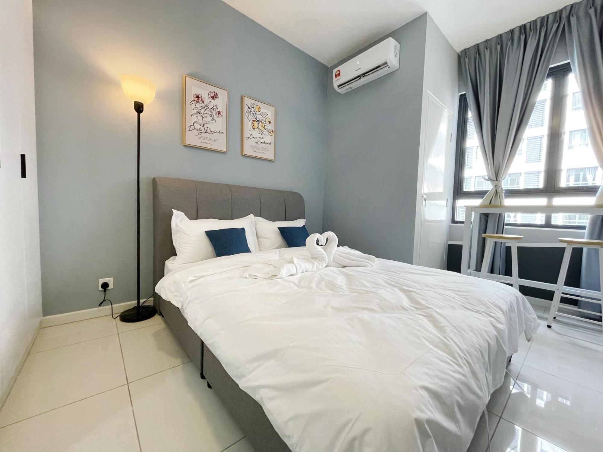 Horizon Suite Homestay, Klia By S&T Homez Sepang Exterior photo