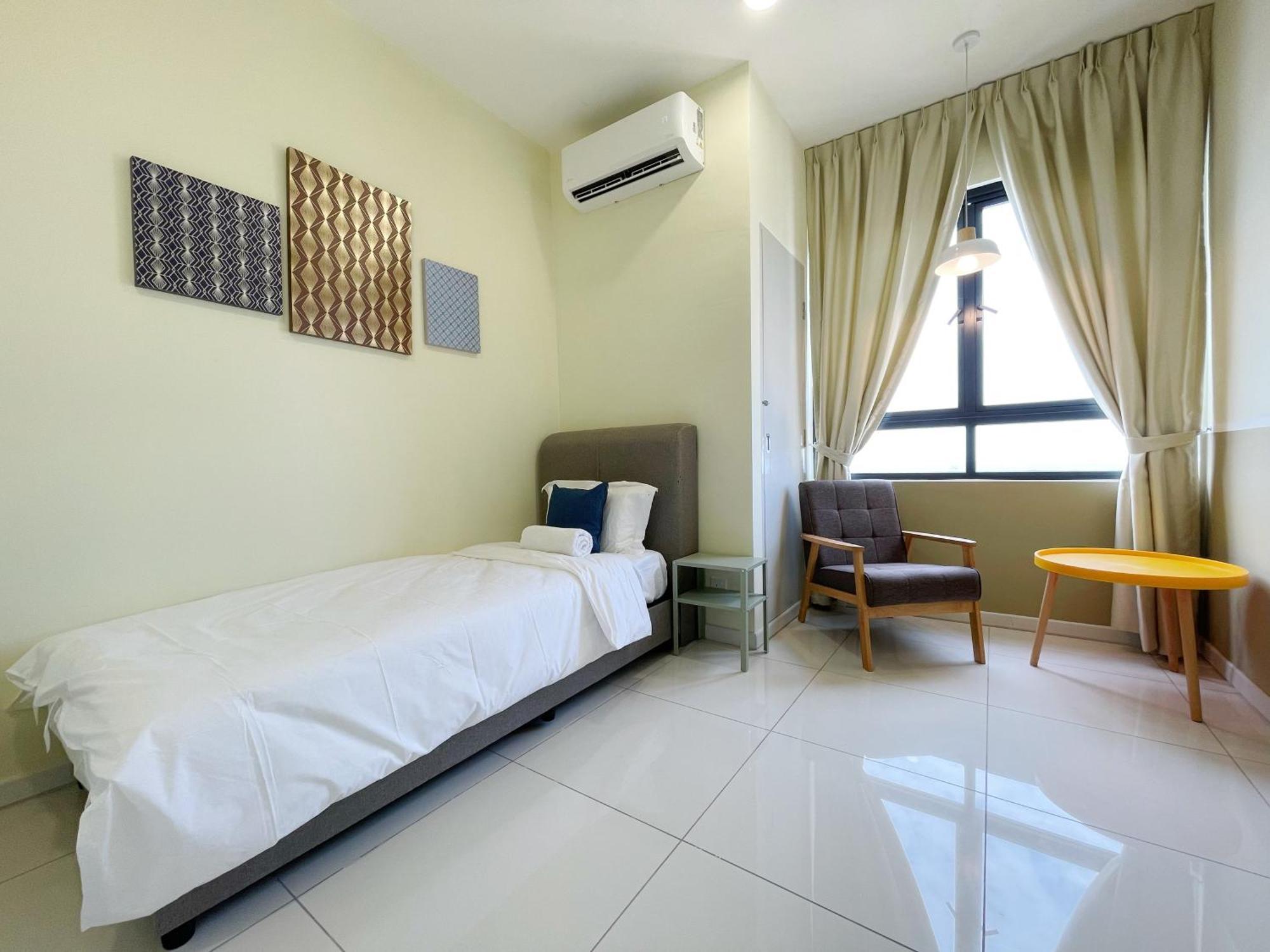 Horizon Suite Homestay, Klia By S&T Homez Sepang Exterior photo